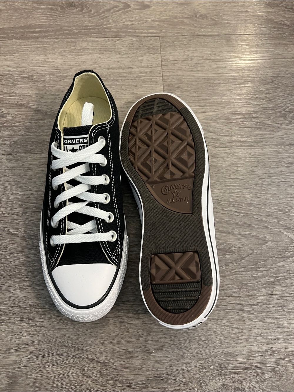 Brand New - Converse Chuck Taylor All Star Low Top Sneakers Black - Picture 4 of 4